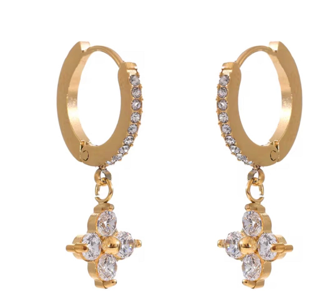 Small Diamond Earring Star