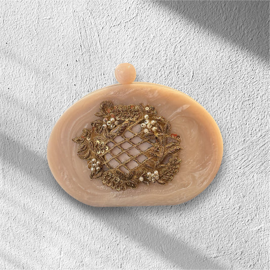 Round Onyx Clutch