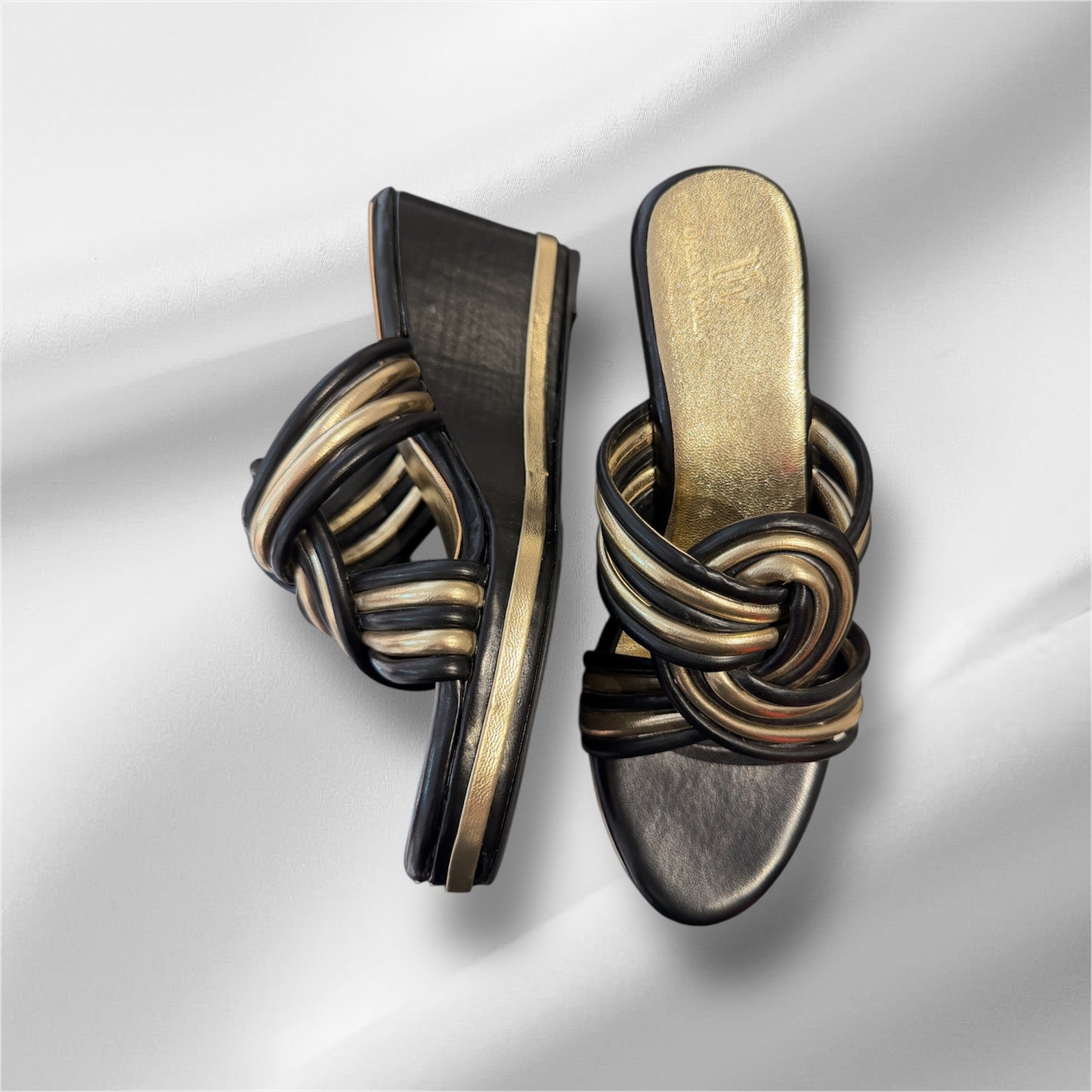 Twisted Platform