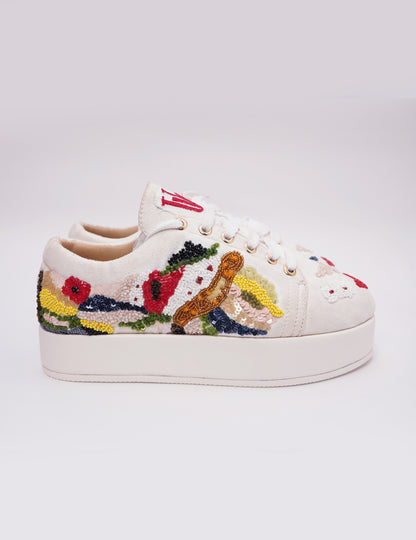 White Bloom Embroidery Sneakers