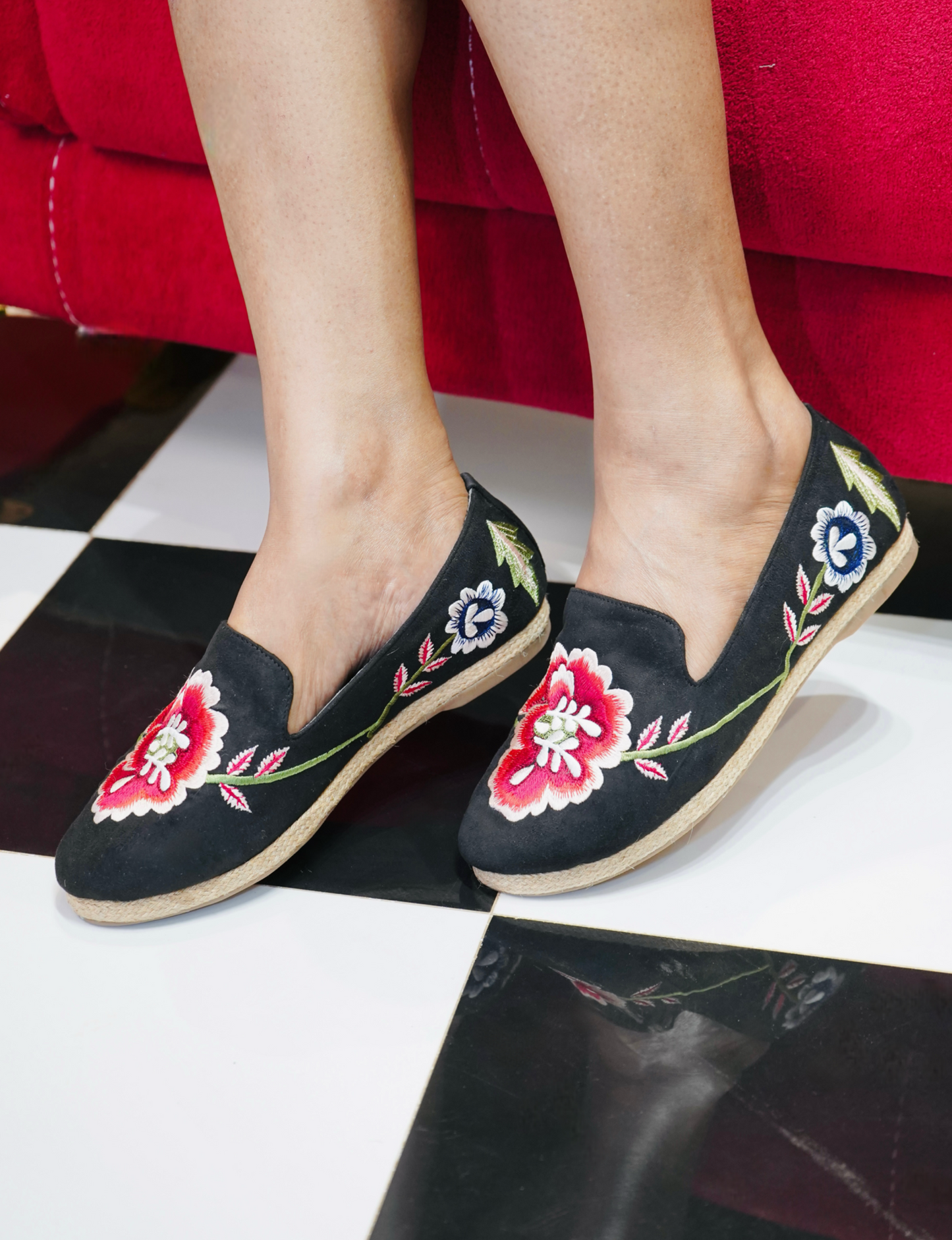 Floral Embroidered Espadrille Loafers – Black