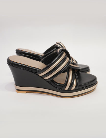 Noir Twist Platform