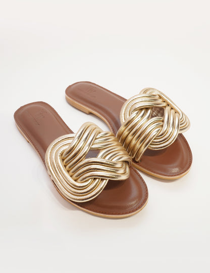 Aurora Twist Flats
