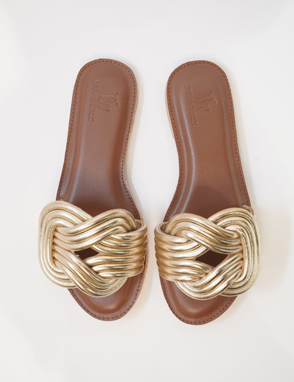 Aurora Twist Flats