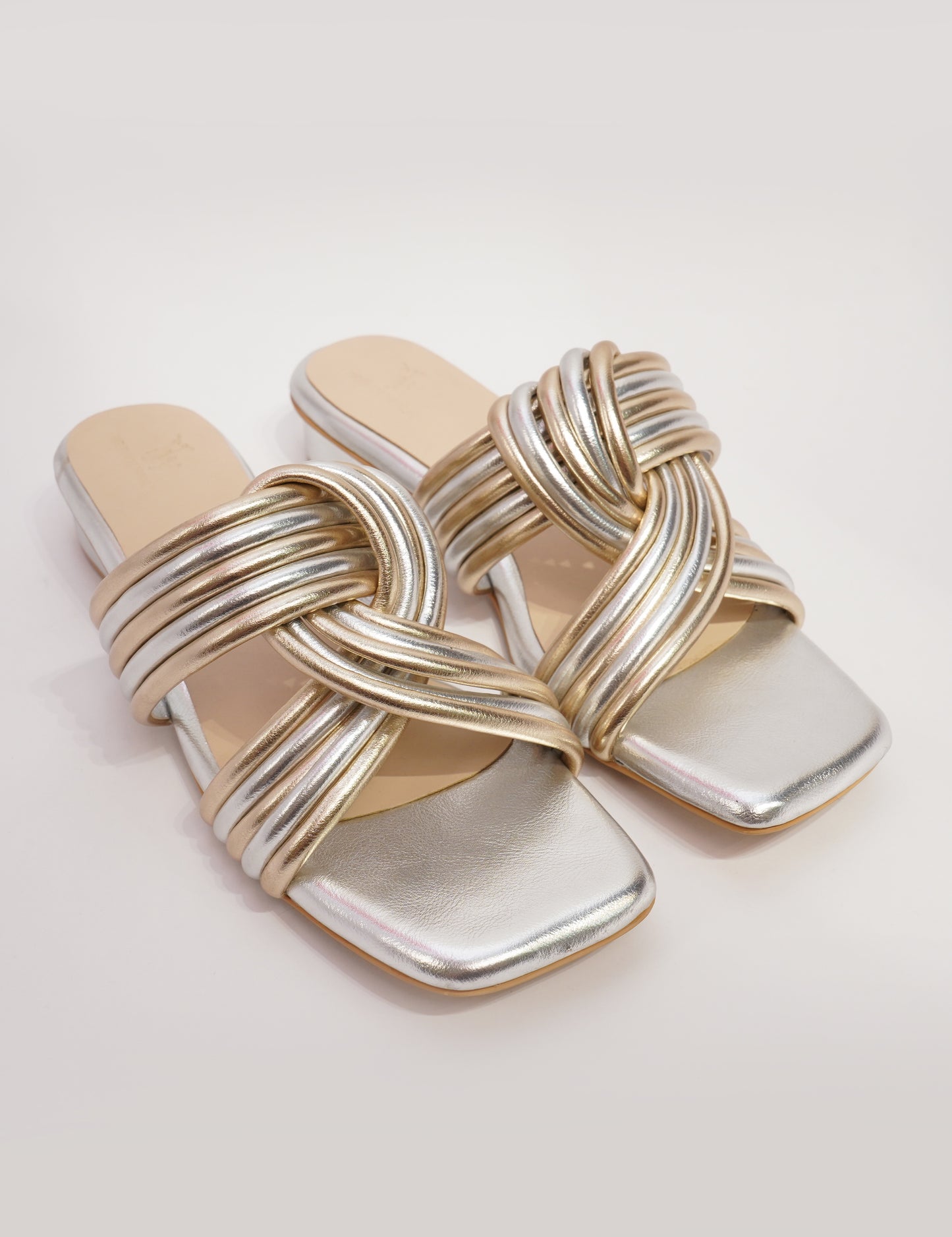 Twisted Knot Heels – Silver & Gold